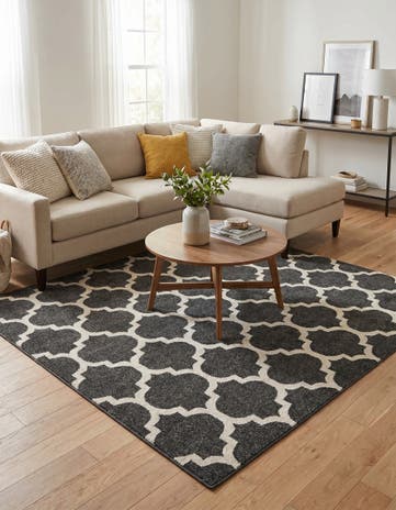 Black Lattice Square Rug