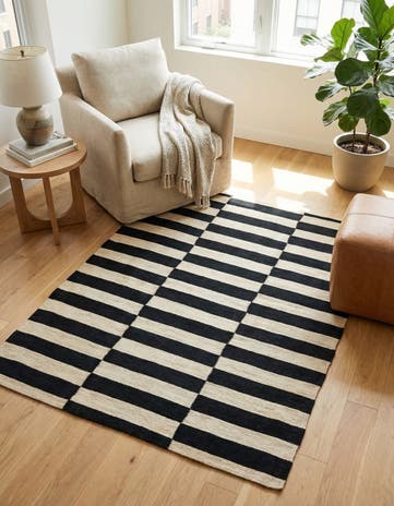 3' 3 x 4' 8 Hand Woven Kilim Modern Wool Rug