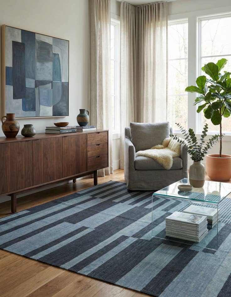 Detail image of 5' 2 x 6' 4 Hand Woven Kilim Modern Wool Square Rug