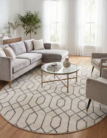 7' 10 x 10' Marilyn Monroe™ Glam Trellis Oval Rug