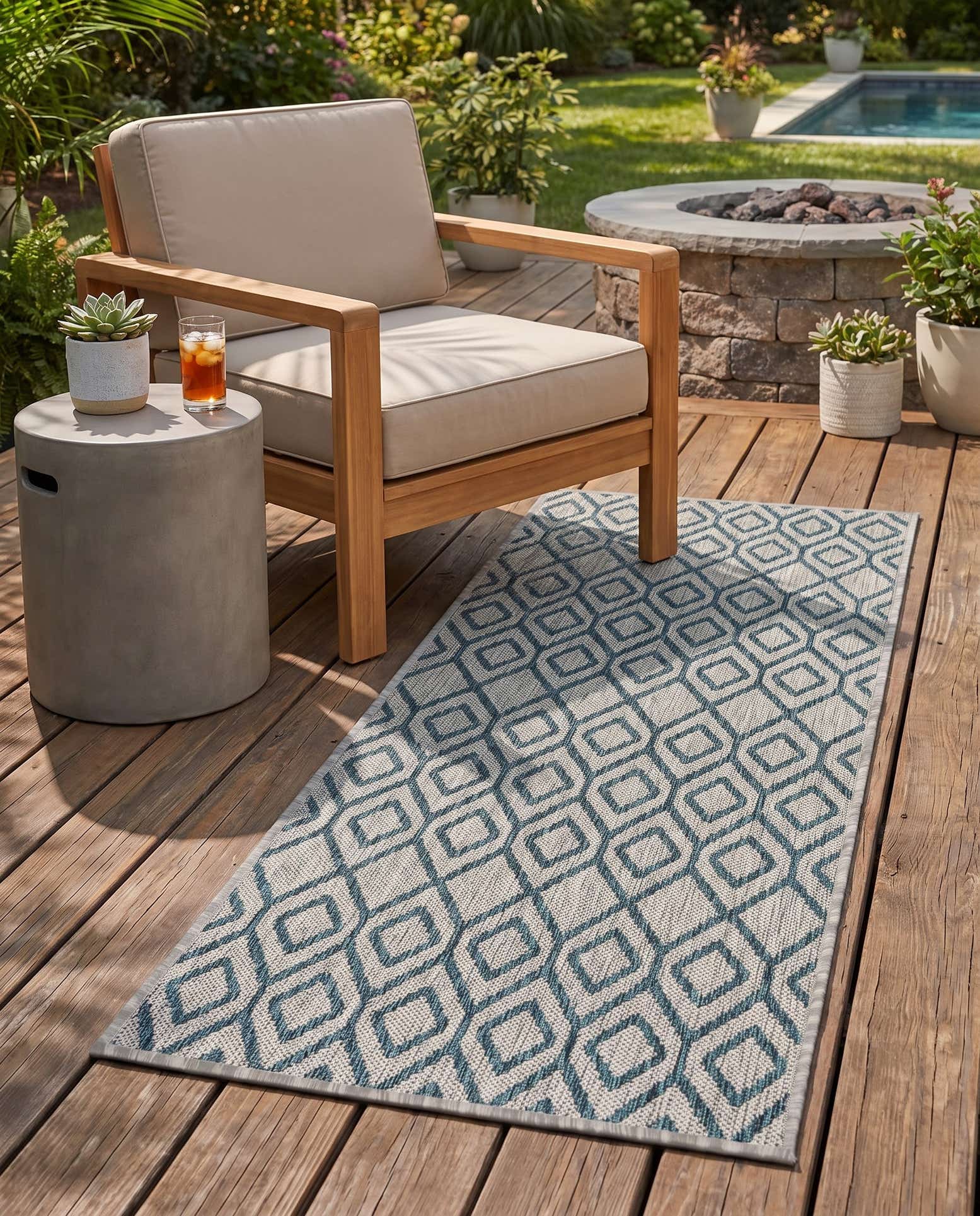 2' x 6' Easy-Clean Jill Zarin Turks and Caicos Indoor / Outdoor Runner Rug