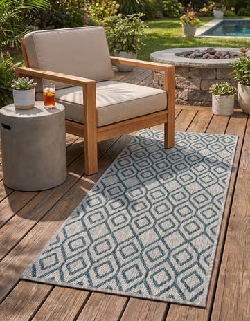 2' x 6' Easy-Clean Jill Zarin Turks and Caicos Indoor / Outdoor Runner Rug