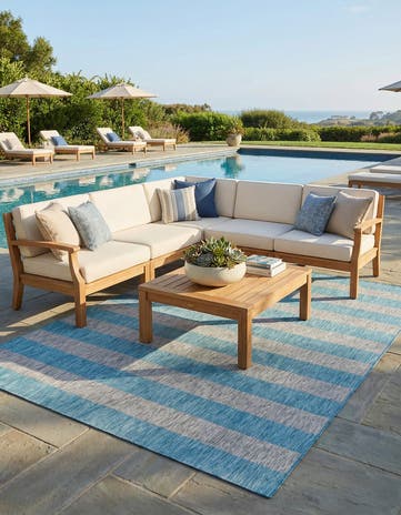 9' x 12' Easy-Clean Ribbon Indoor / Outdoor Rug