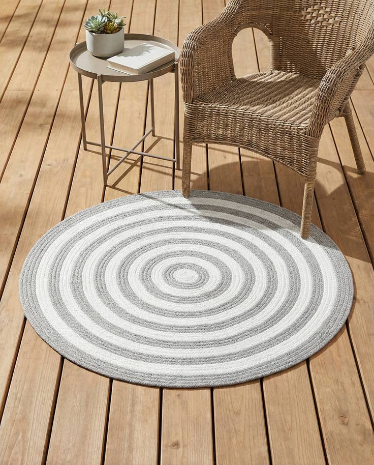 Detail image of 3' 3 x 3' 3 Easy-Clean Eco Verse Washable Indoor / Outdoor Round Rug