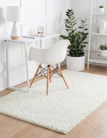 3' 3 x 5' 3 Soft Solid Shag Rug