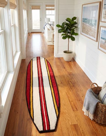 2' x 9' Hand Tufted Wool Runner Rug