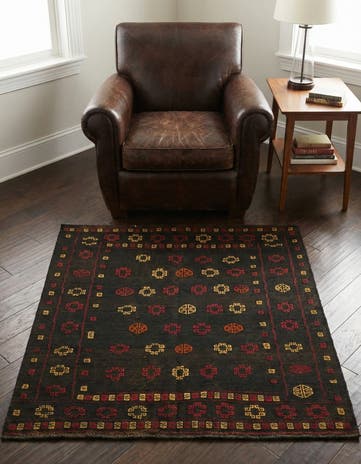 4' x 4' 4 Hand Knotted Sumak Wool Square Rug