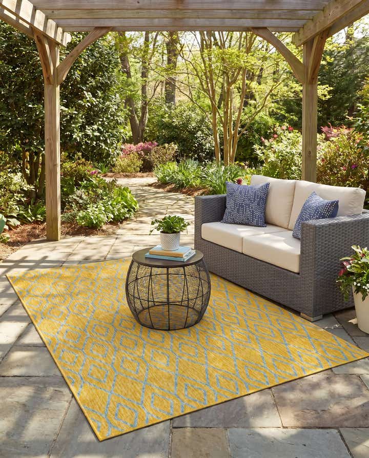 5' 3 x 8' Easy-Clean Jill Zarin Turks and Caicos Indoor / Outdoor Rug