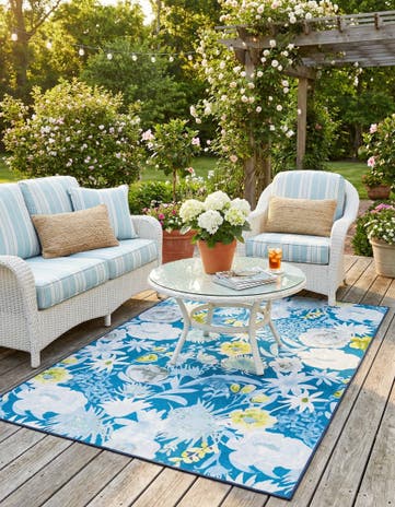 Navy Blue Easy-Clean Jill Zarin Caribbean Indoor / Outdoor Rug