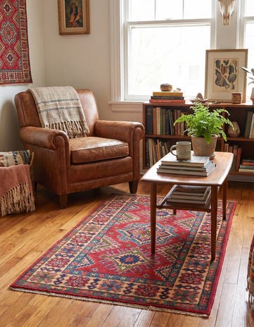2' 7 x 4' 2 Hand Knotted Kazak Rug