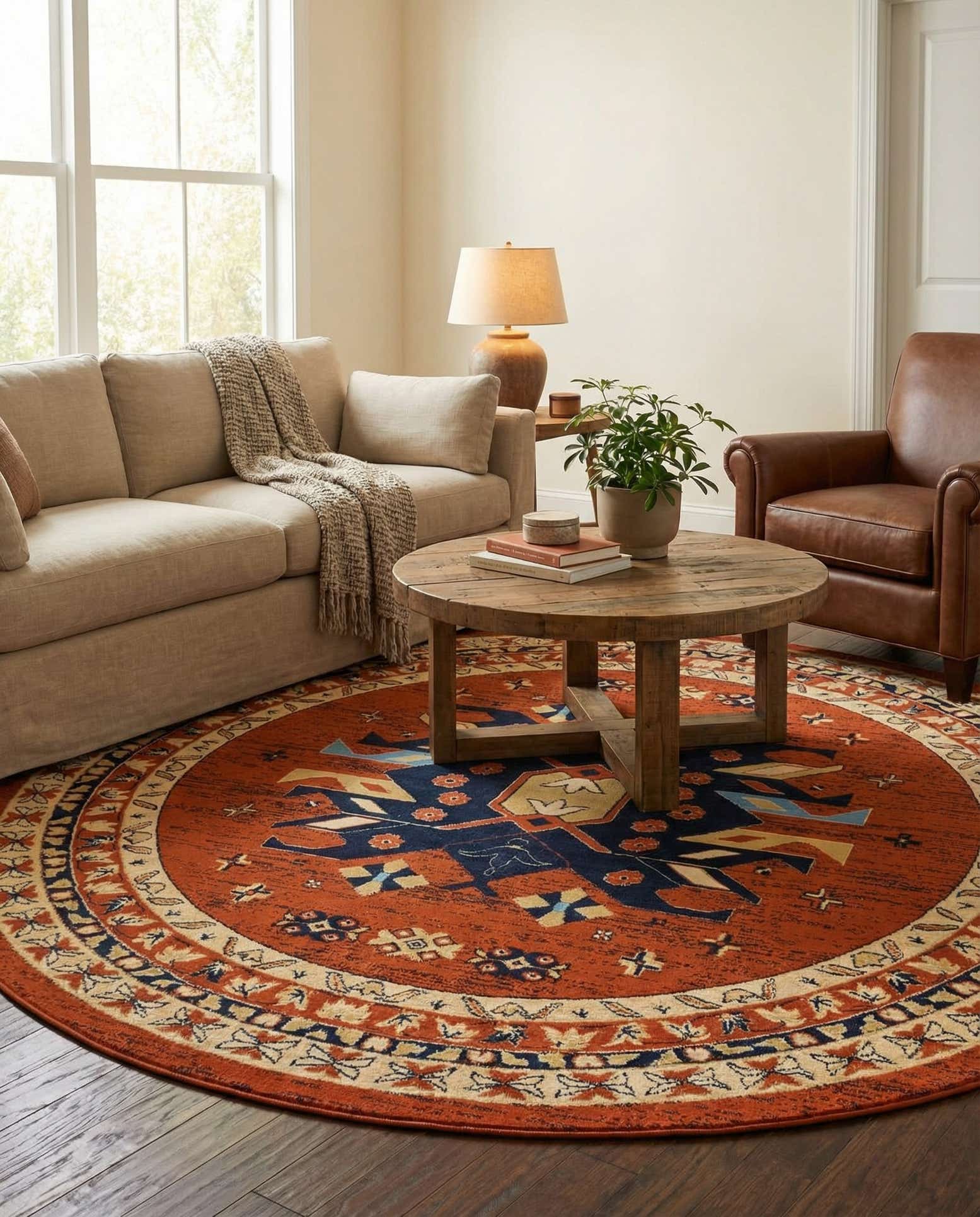 7' 10 x 7' 10 Heriz Design Round Rug