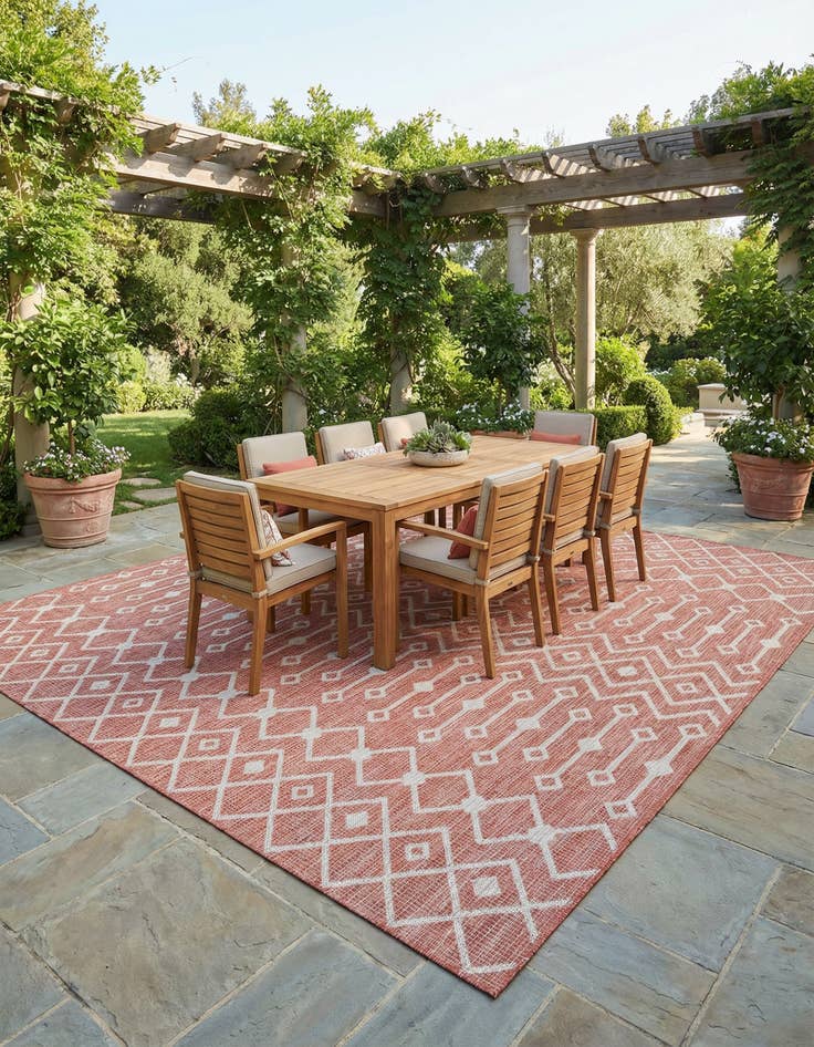 Detail image of 13' x 13' Easy-Clean Trellis Indoor / Outdoor Square Rug