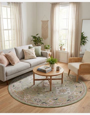 7' 10 x 7' 10 Kamala Washable Round Rug