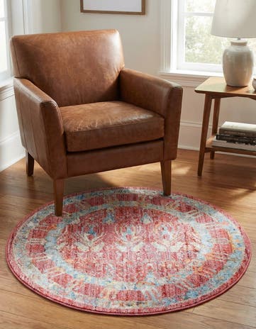 Red Williamsburg Round Rug