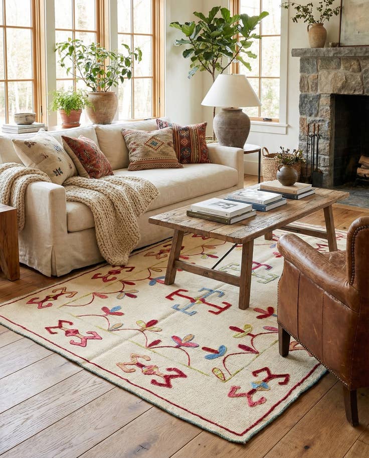 Detail image of 4' x 5' 8 Hand Woven Kilim Suzani Wool Rug