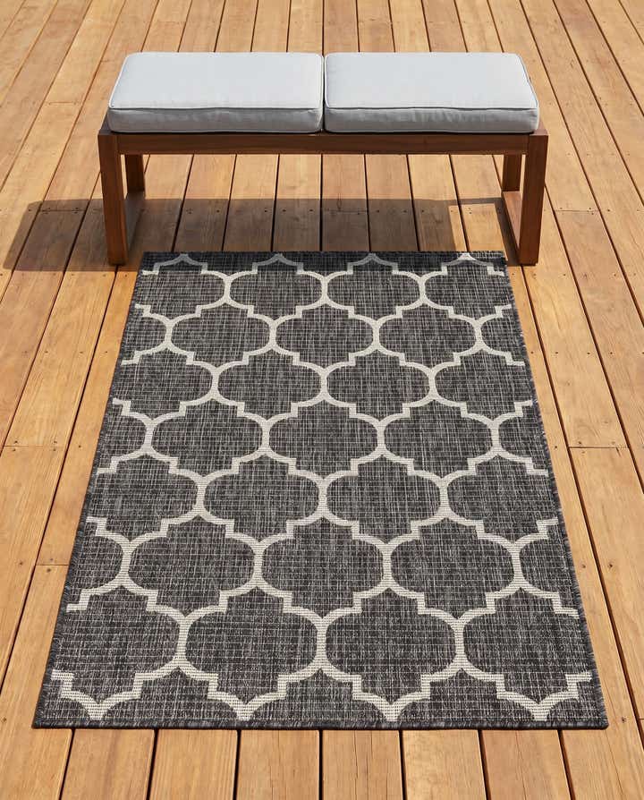 3' x 5' 3 Easy-Clean Trellis Indoor / Outdoor Rug