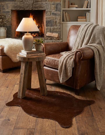 1' 8 x 2' 7 Cowhide Leather Rug