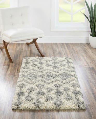  2' x 3' Moroccan Trellis Shag Rug