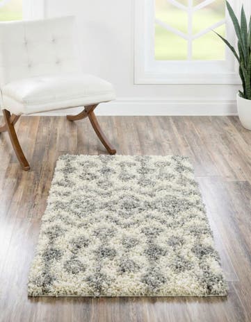 2' x 3' Moroccan Trellis Shag Rug