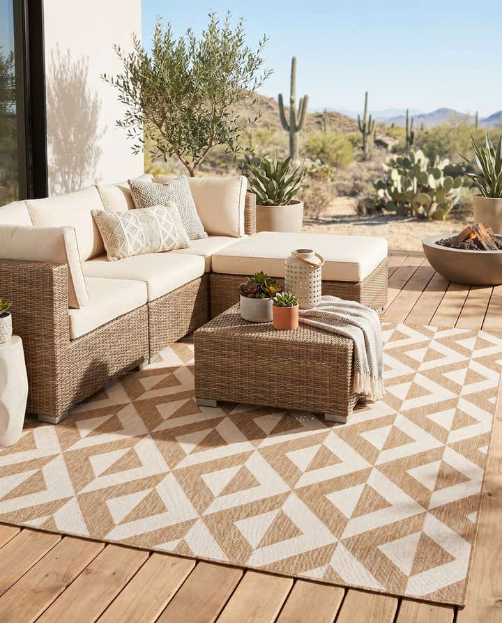 7' 10 x 7' 10 Easy-Clean Jill Zarin Napa Indoor / Outdoor Square Rug