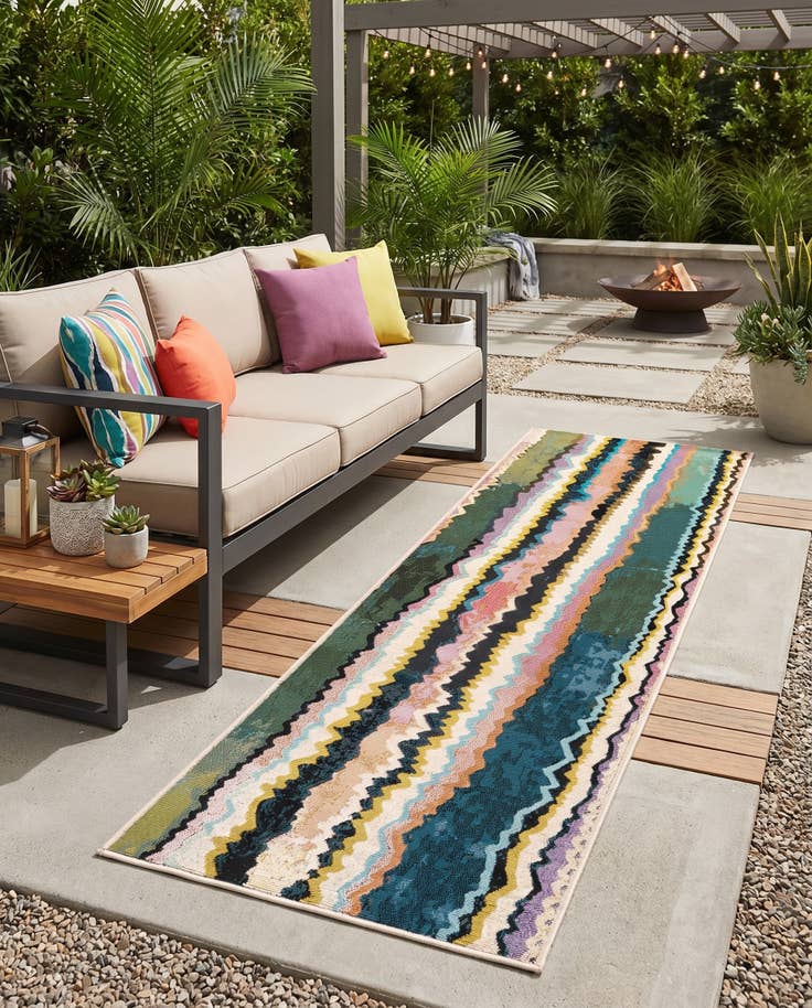 Detail image of 2' x 8' Easy-Clean Modern Indoor / Outdoor Runner Rug