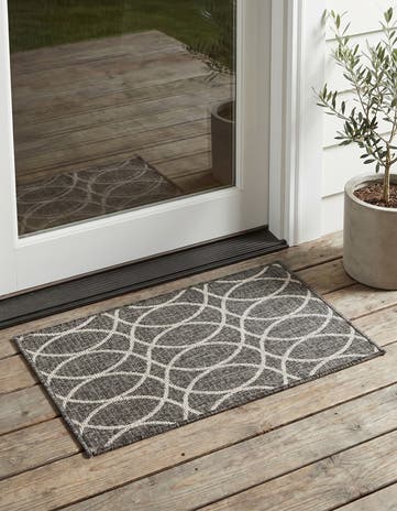 Charcoal Easy-Clean Lattice Indoor / Outdoor Rug