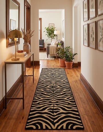 Black Savannah Runner Rug