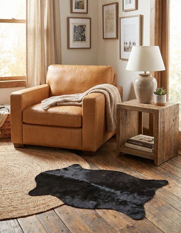 1' 8 x 2' 6 Cowhide Leather Rug