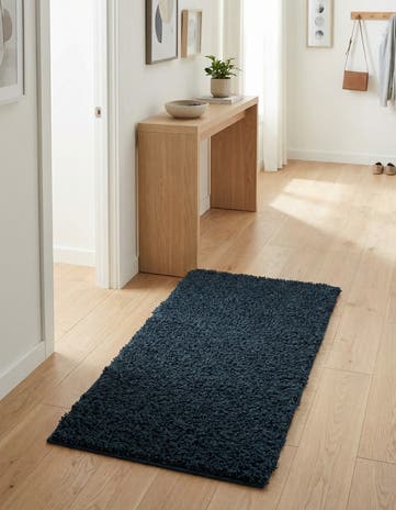 2' x 4' Solid Shag Runner Rug