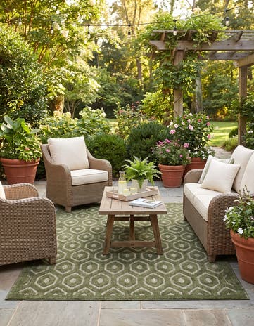 Green Easy-Clean Trellis Textured Indoor / Outdoor Rug