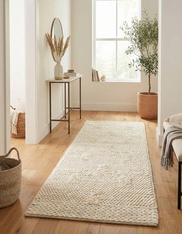 2' x 6' 1 Hand Woven Lana New Zealand Wool Runner Rug
