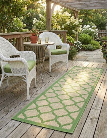 Beige and Green Easy-Clean Lattice Indoor / Outdoor Runner Rug