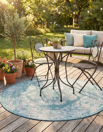 4' x 4' Easy-Clean Traditional Indoor / Outdoor Round Rug
