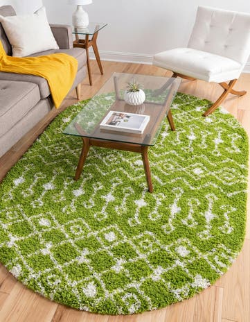 5' 3 x 8' Moroccan Trellis Shag Oval Rug