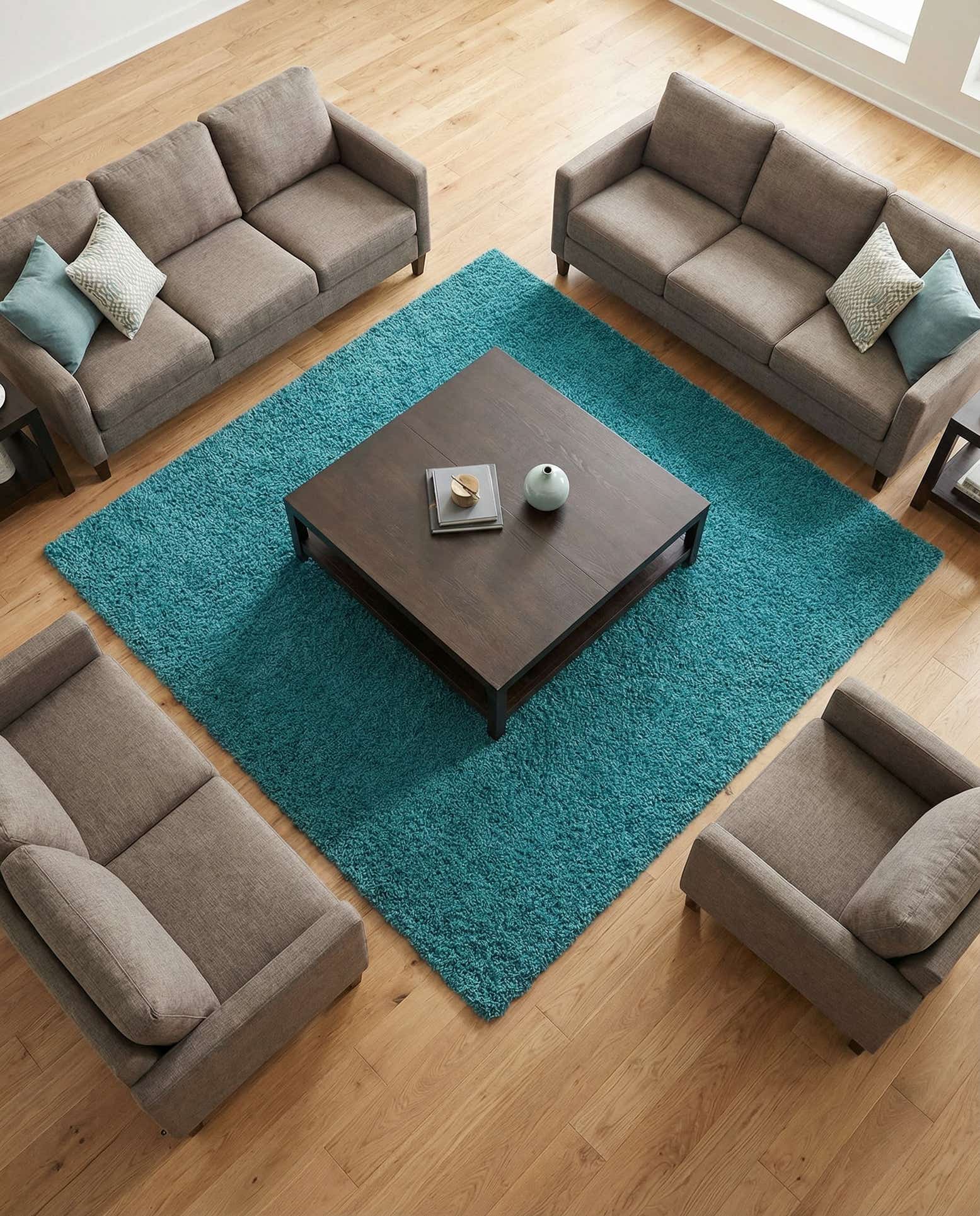 7' 10 x 7' 10 Solid Shag Square Rug