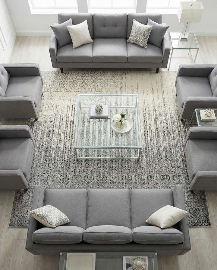 7' 10 x 7' 10 Angelica Square Rug