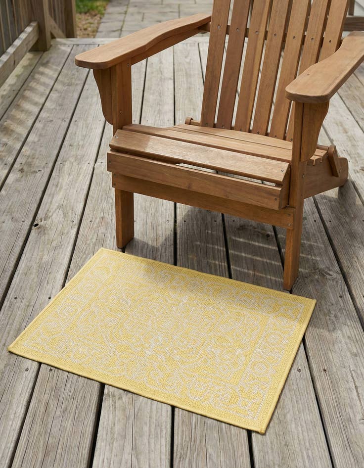 Detail image of 2' x 3' Washable Botanical Indoor / Outdoor Rug