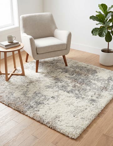 5' x 5' Soft Touch Shag Square Rug