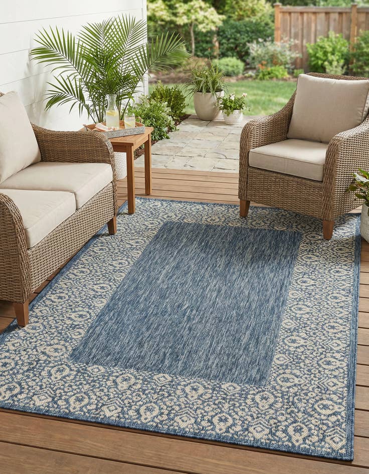 Detail image of 5' 3 x 8' Washable Border Indoor / Outdoor Rug