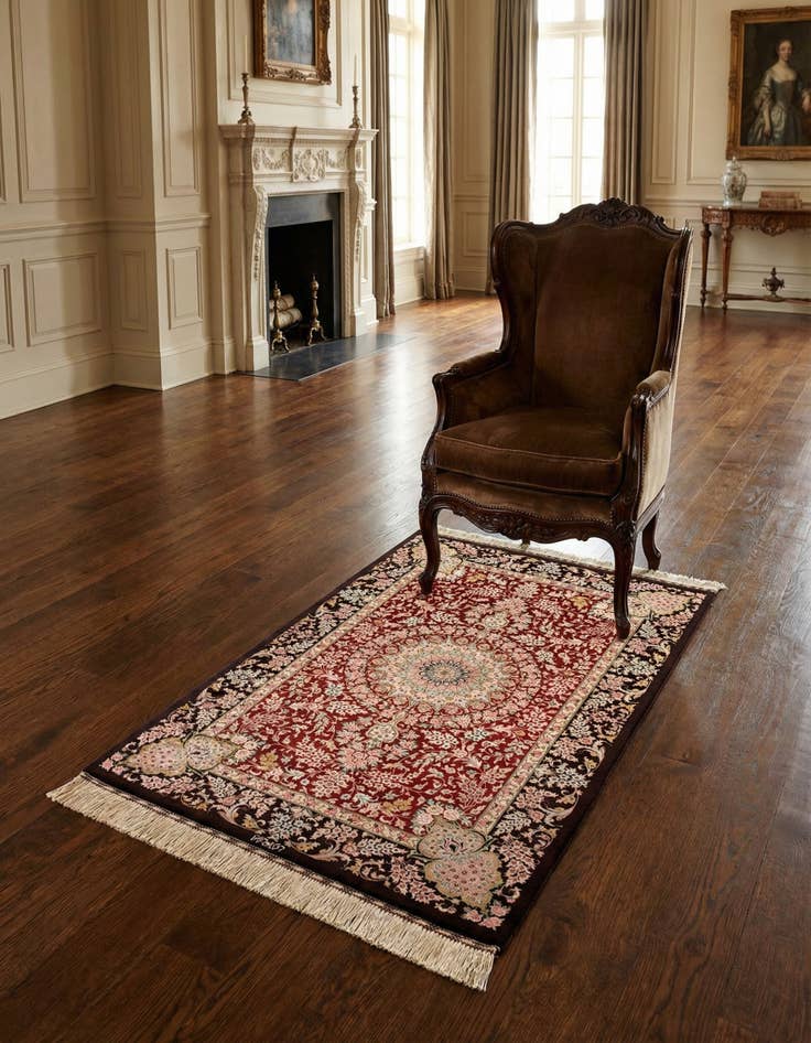 Detail image of 3' 3 x 4' 11 Ghom Silk Rug