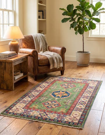 2' 8 x 4' 2 Hand Knotted Kazak Rug