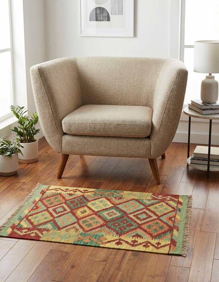 Detail image of 2' 9 x 4' 1 Hand Woven Kilim Maymana Wool Rug