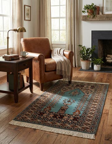 2' 8 x 4' 3 Hand Knotted Bokhara Oriental Wool Rug