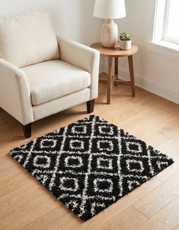 3' 3 x 3' 3 Lattice Shag Square Rug