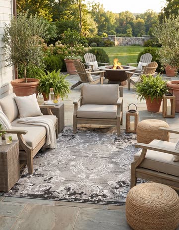 8' x 10' Easy-Clean Botanical Indoor / Outdoor Rug