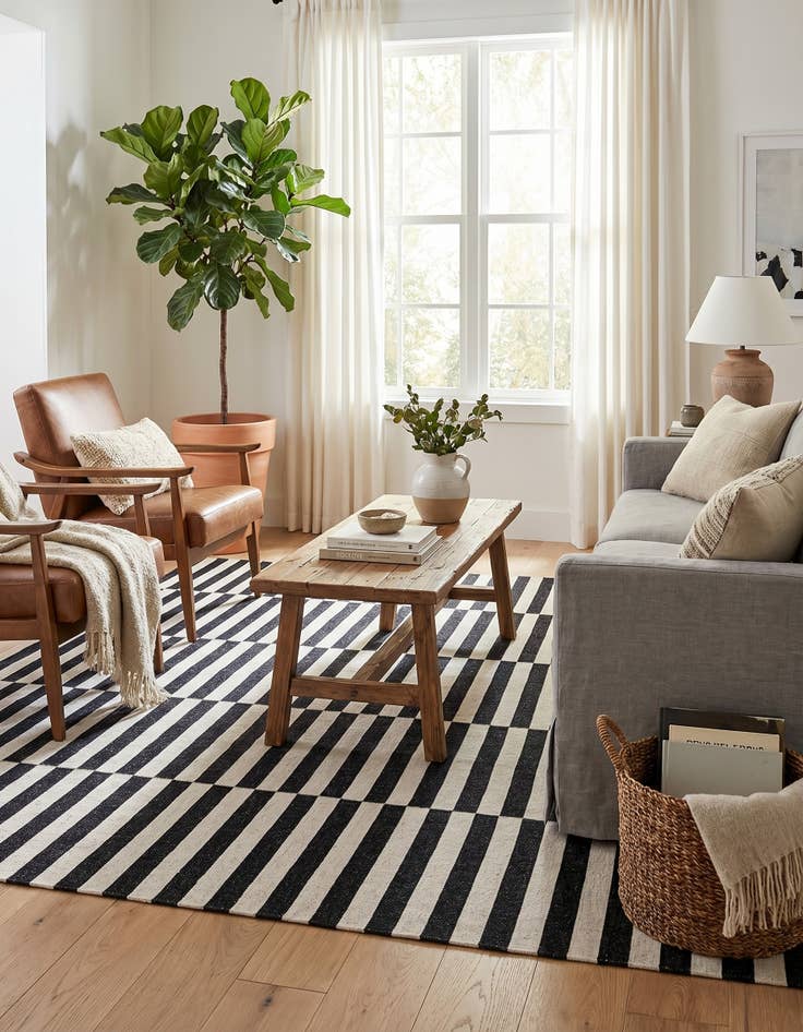 Detail image of 7' 5 x 10' Georgia Rug