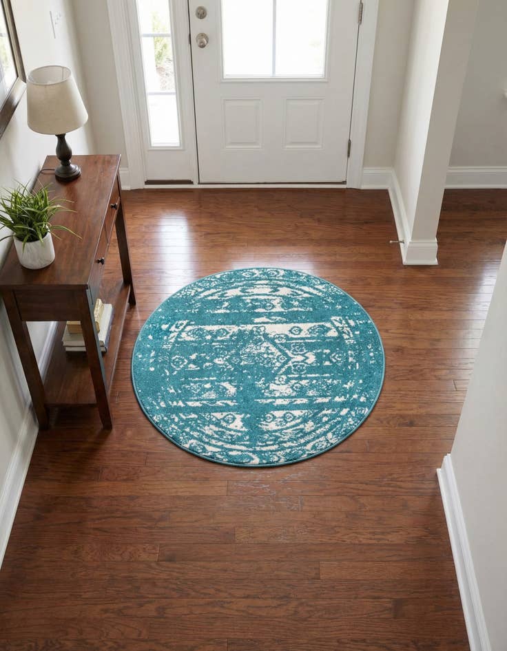 Detail image of 3' x 3' Lennon Round Rug