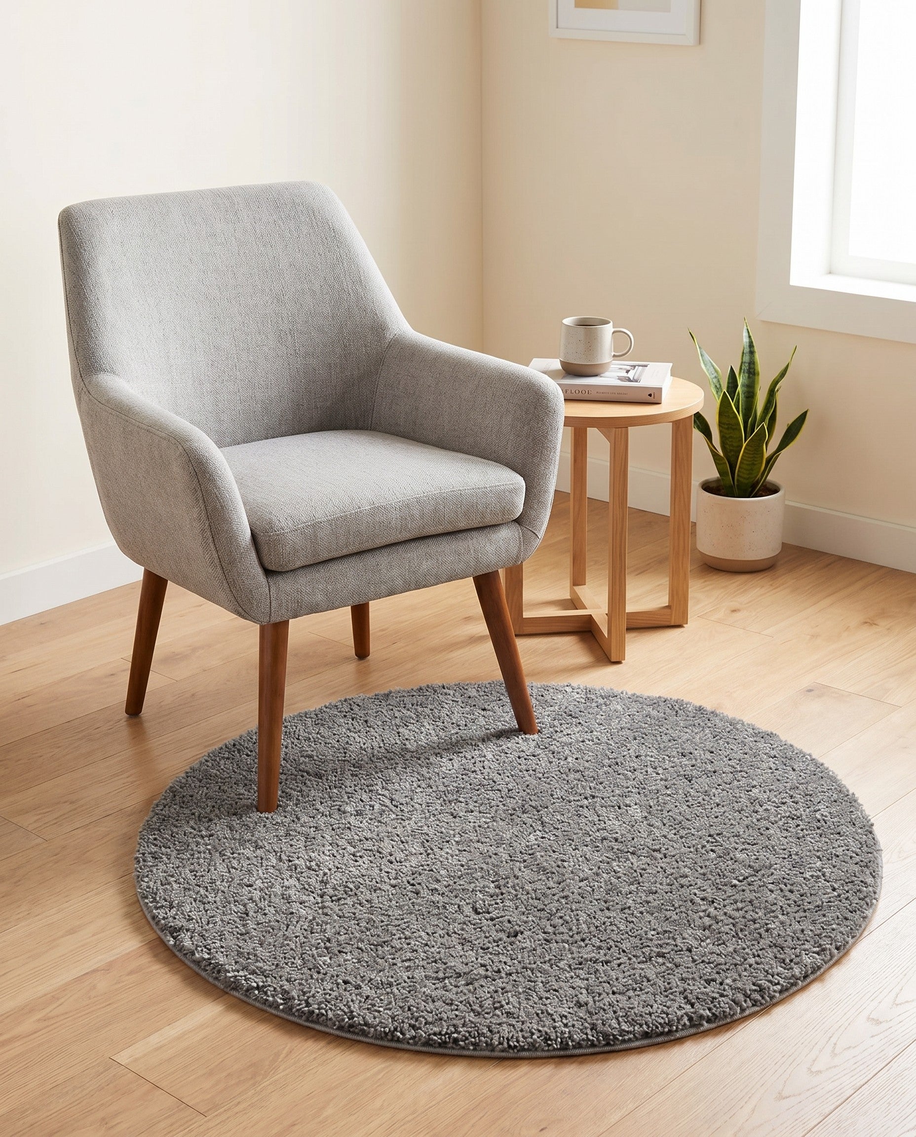3' 3 x 3' 3 Solid Frieze Round Rug
