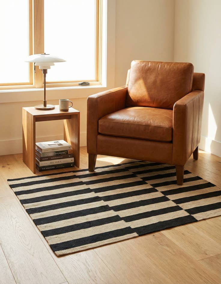 Detail image of 3' 4 x 4' 9 Hand Woven Kilim Modern Wool Rug