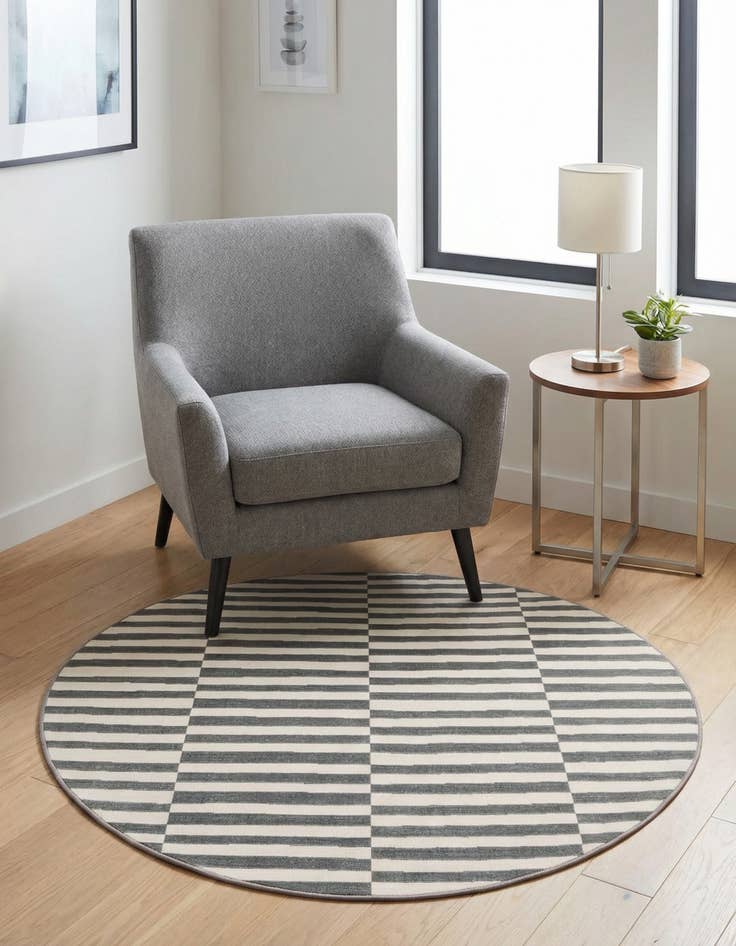 Detail image of 3' 7 x 3' 7 Tribeca Round Rug